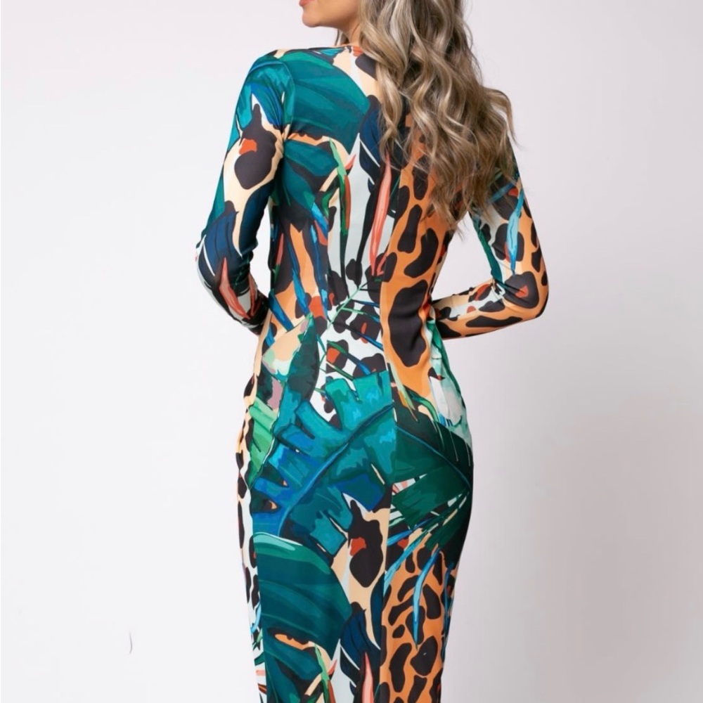 Mallorca- Tropical Print Twist- Dress - Picture 3 of 7